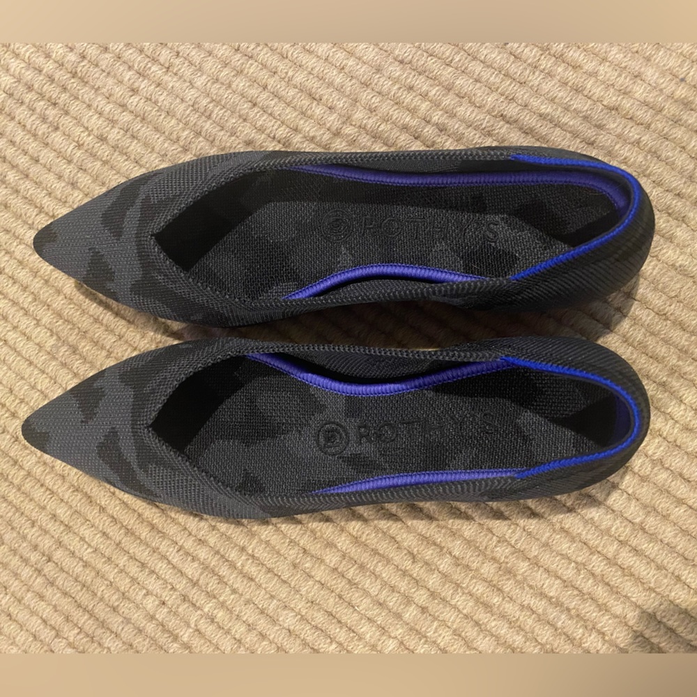 Rothy’s size 8 “the point” flats
